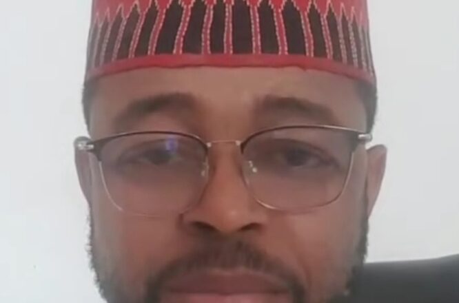 Sarki Aminu Ado Bayero har ya hakura ya ajiye lema da sanda ya tafi, Wasu ne auka zigoshi ya dawo>>Inji Sani Musa Danja