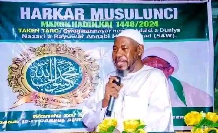 Sheikh Nura Khalid Ya Halarci Taron Mabiya Shi’a Mai Taken ‘Makon Hadin Kai’