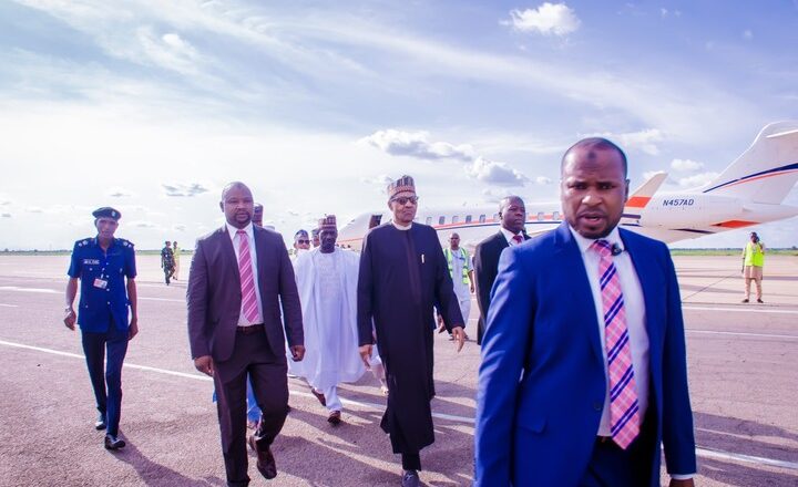 Hotuna: Tsohon Shugaban kasa, Muhammadu Buhari ya dawo Najeriya bayan hutun tsawon lokaci a Landan