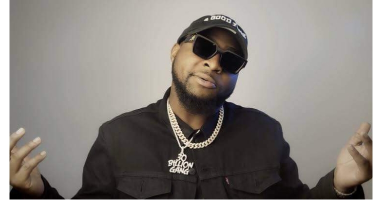 Kalli Abinda Davido Yayi da mutane ke ta tambayar shin ko ya musulunta ne?