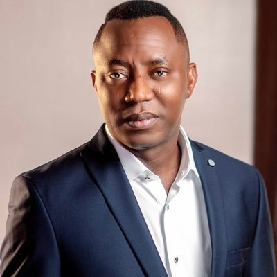 Sowore ya baiwa ‘yan Najeriya shawarar su je su shiga gidaje 753 na Abuja da gwamnati ta kwace saboda nasu ne