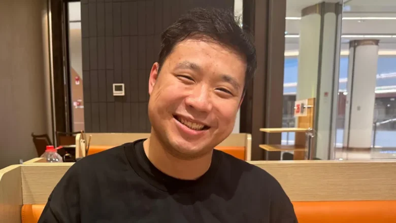 Aikin Ofis yayi karanci a kasar China, Matasa masu digiri na biyu dana uku watau Masters da PhD sun koma tuka motocin haya da aiki da gidajen abinci da sauran sana’o’in hannu dan dogaro da kai