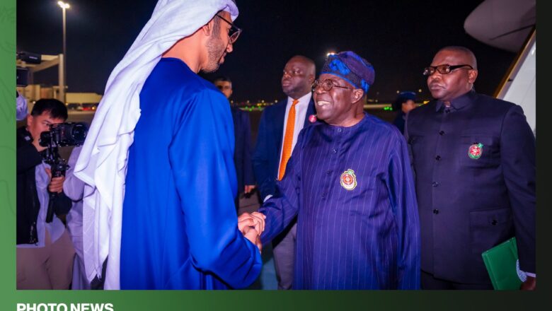 Shugaba Tinubu ya sauka a kasar UAE