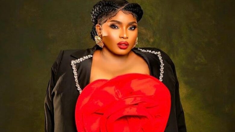 ‘Yar Fim Halima Abubakar ta roki mutane su tausaya mata, inda tace ta sayar da motocinta 3 ta koma kauye da zama gaba daya ta talauce bata da ko sisi