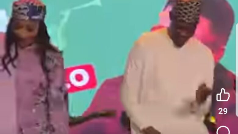 Kalli Bidiyo: Rawar da Ali Nuhu ya tika da Rahama Sadau ta sa ana ta cece-kuce inda wasu ke cewa, wai yaushe zai girma?