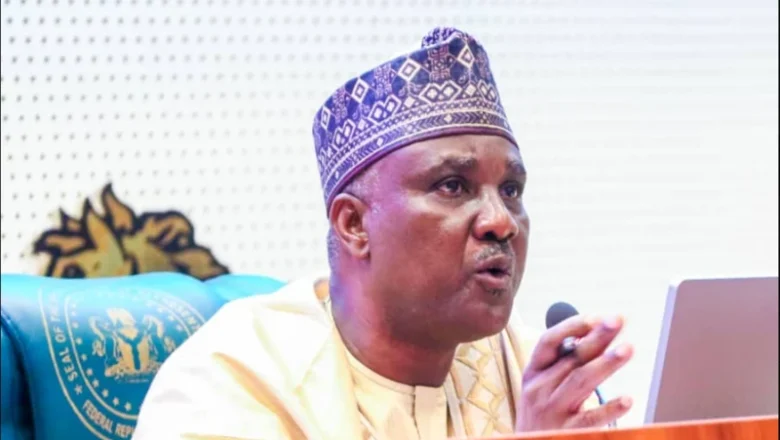 Majalisar wakilan Najeriya na son a ƙwace ikon yi wa jam’iyyu rajista daga wurin INEC