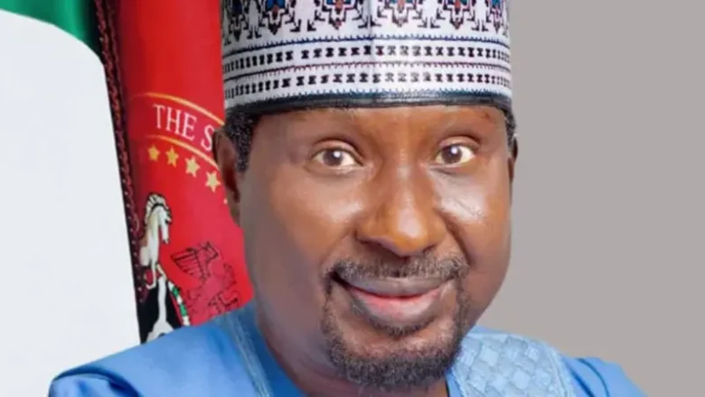 Sanata Barau ya ce zai goyi bayan ƙirƙiro jihar Karaɗuwa