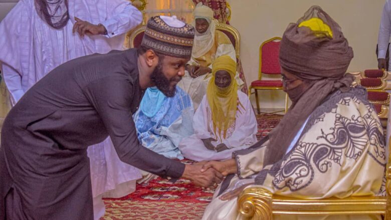 Kalli Hotuna: Dan shugaban kasa, Seyi Tinubu ya kaiwa sarkin Zazzau Ziyara