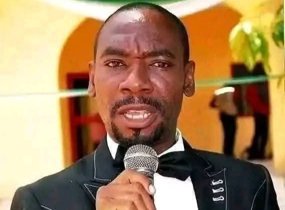 Allah Sarki: Idan baku ganni ba kawai a dora daga inda na tsaya, inada makiya da yawa>>Saurari Hirar da aka yi da Ahmad Isa(Ordinary President)