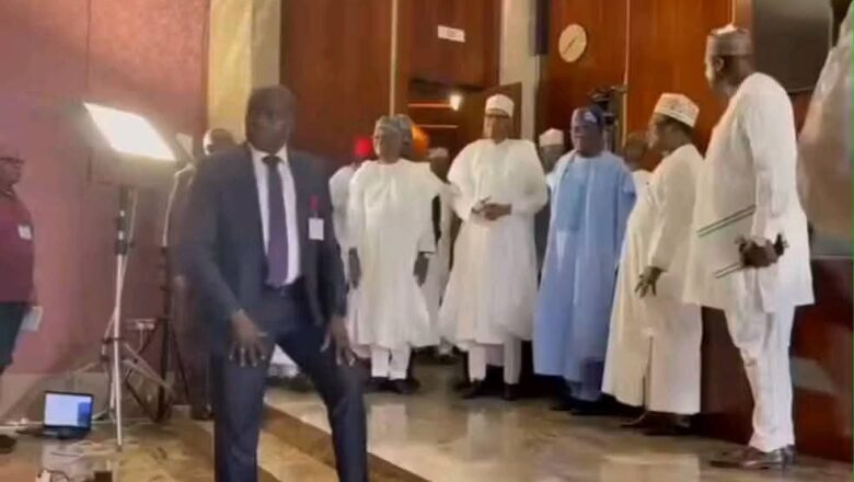 Kalli Hotuna: Tsohon Shugaban ƙasa Muhammadu Buhari ya isa fadar Aso Rock Villa domin tattaunawa da Shugaban ƙasa Bola Tinubu kan rikicin siyasar dake ruruwa a cikin Jam’iyyar APC.