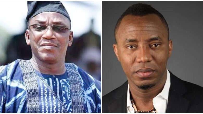Muma dai Muna goyon bayan a baiwa ‘yan Najeriya damar rike Bìndìgà dan su kare kansu tunda dai jami’an tsaro sun gaza>>Sowore da Solomon Dalung