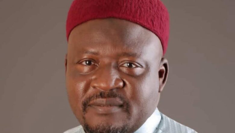 Yan Nigeria kuji tsoron Allah ku daina Zargin Tinubu da cire Tallafin Man fetur, Saboda Bola Tinubu Ba shine ya cire Tallafin Man fetur Ba, Buharine>>inji Kawu Sumaila