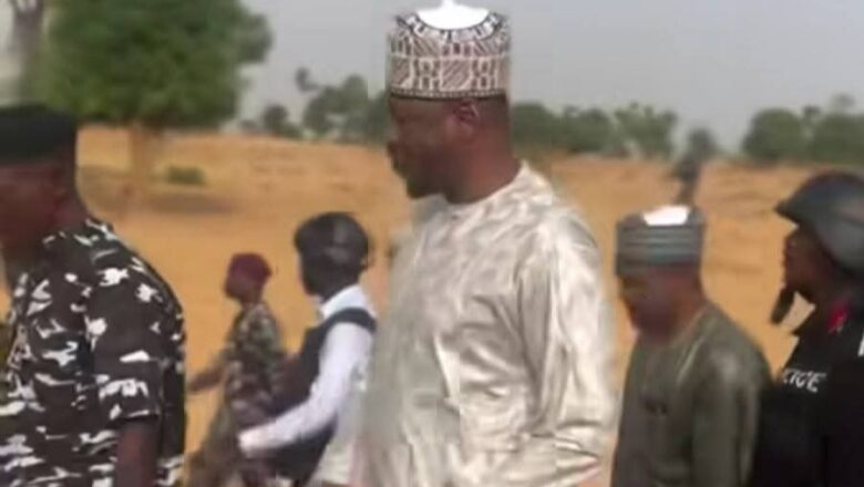 DA DUMIDUMINSA: Gwamna Dikko Radda Ya Jagoranci Jami’an Tsaro Shiga Daji Domin Yakar ‘Ýan Bìndiga A Jihar Katsina