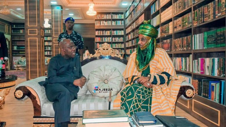 Gwamnan Jihar Abia Senata Alex Otti Ya Ziyarci Mai Martaba Sarkin Kano Muhammadu Sanusi II, A Gidan Rumfa Jim Kaɗan Bayan Naɗe-Naɗen Da Aka Gudanar A Yau