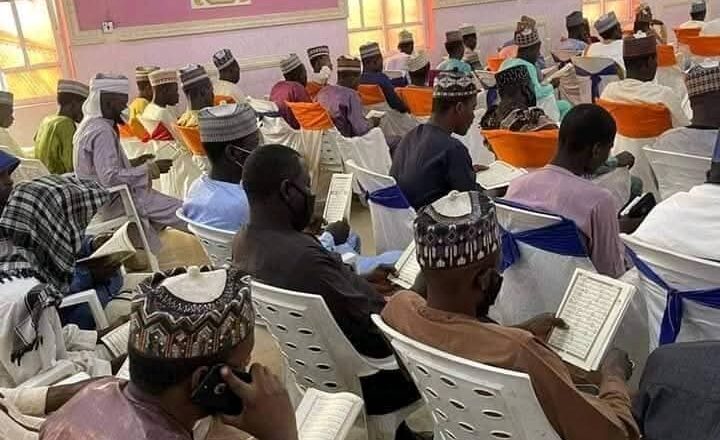 Mahaddatan Alqur’ani Mai Girma A Jihar Borno Sun Sauke Alkur’ani Dubu Biyu Domin Allah Yasa Asiwaju Bola Ahmed Tinumbu Ya Yi Nasarar Zama karo na biyu Shugaban Ƙasa A Zaɓen 2027 .