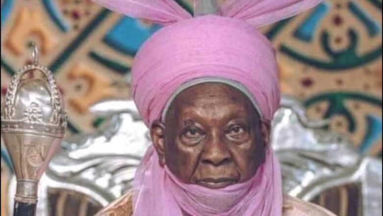 Muna bayar da Sarauta ne domin neman Aljannah ba don kudi ba -Inji Mai martaba Sarkin Daura Dr. Umar Faruk Umar