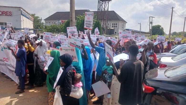 Matasan jam’iyyar APC sun yi zanga-zangar neman a binciki Matawalle a hedikwatar EFCC