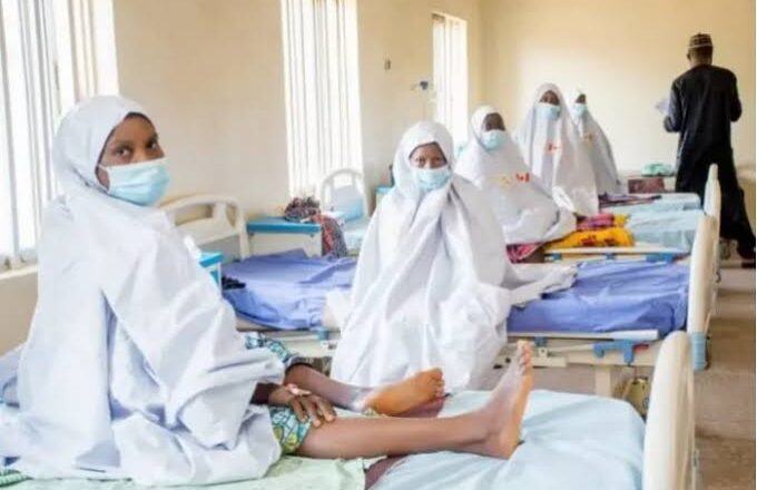 Ji yanda aka kai Amarya da Uwar gida Asibiti bayan da suka sha maganin kayan Mata da ya fi karfinsu dan su burge mijinsu