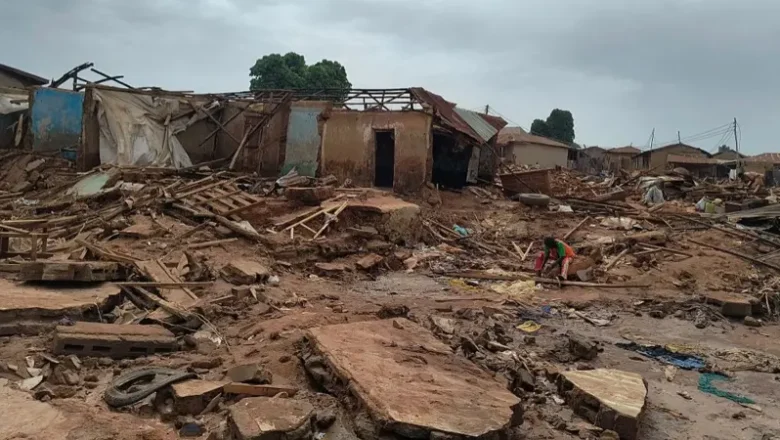 Sauyin yanayi da rashin bin ƙa’idar gini ne suka haddasa ambaliyar Mokwa – Gwamnatin Najeriya