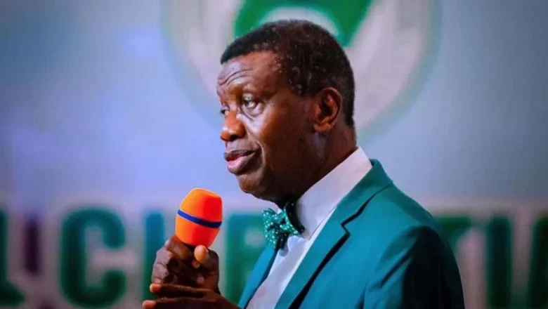 Allah ya gayamin idan na bar cocin RCCG dana na farko zai mùtù>>Inji Fasto Enoch Adeboye