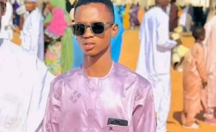 ALLAH SARKI: Umar Ya Tafi Ziyarar Sallah Daga Miltara Zuwa Daura, Sai Allah Ya Yi Masa Rasùwà Sakàmakon Hadariñ Mota A Jiya Asabar