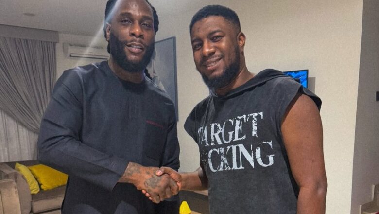 Kalli Hotunan Haduwar DJ AB da Burna Boy