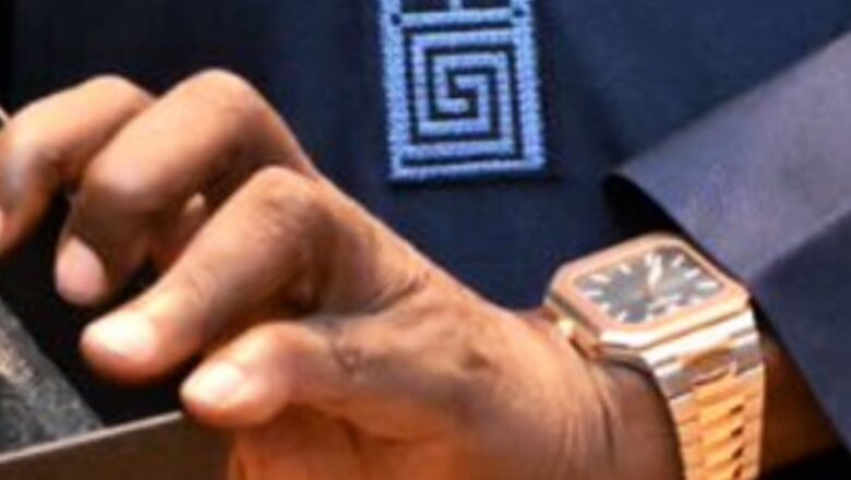 Kalli Hotuna: Ana zargin shugaban kasa, Bola Ahmad Tinubu ya saka Agogon Naira Miliyan dari da Tamanin