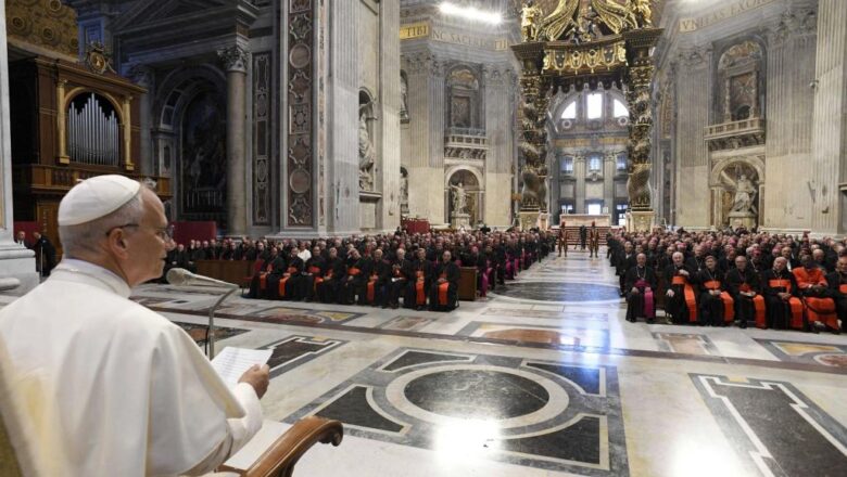 Duk malamin cocin da ya kai mukamin Priest dole ne ya hakura da jìma’ì saboda tsoron Allah>>Fafaroma ya jaddada dokar cocin Katolika