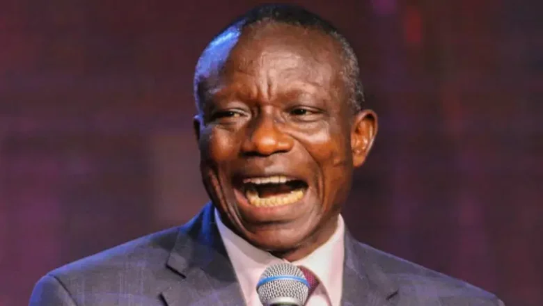 Mutum ko wani shugaba ba zai iya gyaran Najeriya ba, dan haka mu ci gaba da addu’a kawai>>Inji Fasto Wale Oke