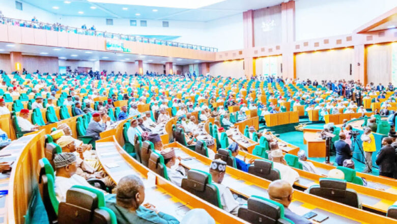 Yawan ‘yan majalisar APC ya karu a majalisar tarayya bayan canja sheka da ‘yan PDP da Labour party da NNPP suka yi ta yi