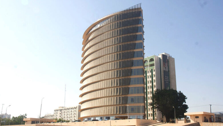 Gwamnatin tarayya ta warewa jama’ar jihar Bayelsa da Rivers tallafi da bashin Naira Miliyan 200, sai rokonsu ake su je su karba