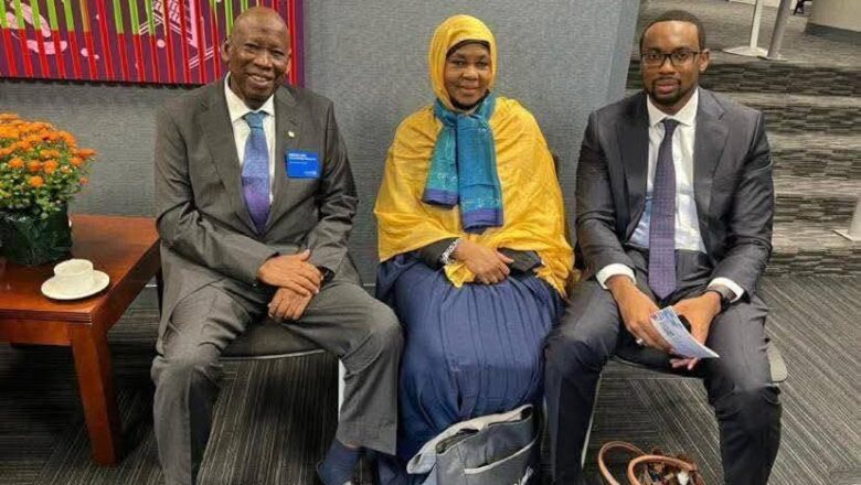 Kalli Tsohon Shugaban Jam’iyyar APC Na Kasa Dr. Abdullahi Umar Tare Da Iyalansa A Birnin Landan