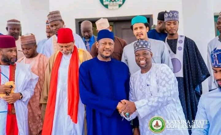 Sheikh Ibrahim Ɗahiru Bauchi Ya Jagoranci Tawagar Kungiyar Mu’assasa Domin Yiwa Gwamna Raɗɗa Ta’aziyyar Tsohon Shugaban Ƙasa Buhari