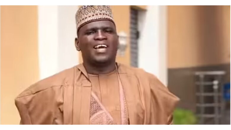 Labari Me Dadi: Yayin da Sarkin Waka ke gasar Mota da Rarara: Shi kuwa Rarara a gobe Juma’a zai aurar da mutane 8 da ya dauki nauyin komai na auren nasu