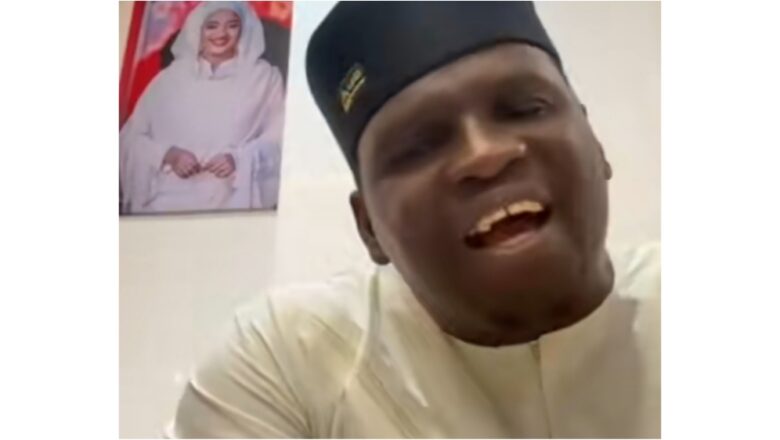 A lokacin Buhari ne duk Najeriya ta susuce, saboda rufa-rufa aka rika yi, abinda ya kamata a yi sai a kauda kai, amma Tinubu ya zo gyara barnar da Buhari ya tafka ne>>Inji Dauda Kahutu Rarara