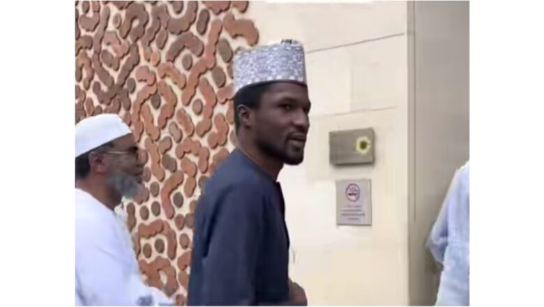 Kalli Bidiyo anata cece-kuce cewa wai Yusuf Buhari bai yi kuka ba bayan rashin babanshi, Tsohon Shugaba Buhari