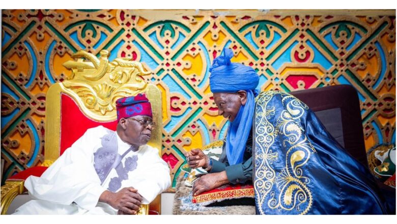 Bayan Kwana 7 da rashin Buhari, Sarkin Daura Umar Farouk Umar ya ce mazabar Daura Tinubu ne zabinmu a 2027