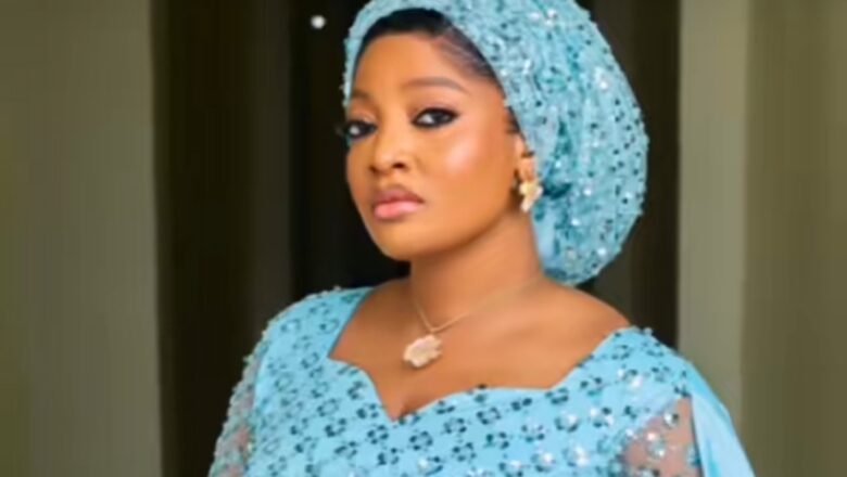 Kalli Bidiyo Da Duminsa: Mummunan Hadarin Motar da ya sameni jiya, Jiface ta aka yi min kawai dan na bayar da kyautar Dalar Amurka 100, amma Addu’ar iyaye na ce ta kareni>>Inji Tauraruwar Kannywood, Samha M. Inuwa