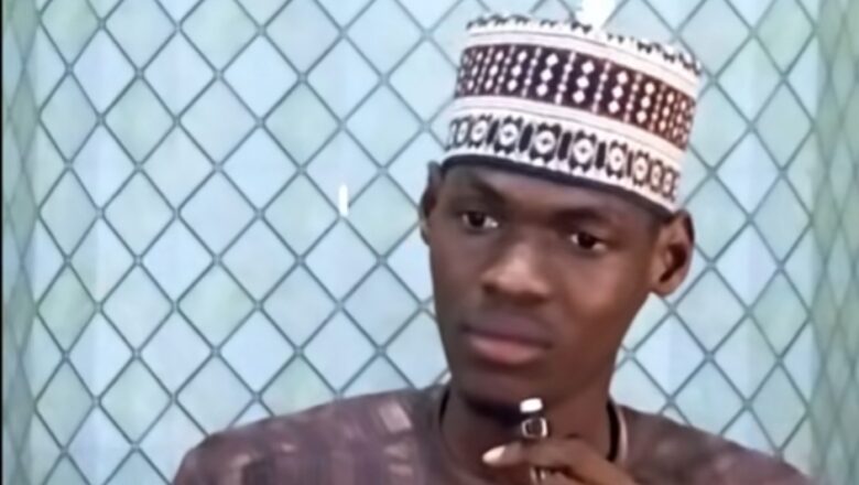 Kalli Bidiyo: Annabi(Sallallahu Alaihi Wasallam) baya cutarwa baya amfanarwa, yana Kabari, Kuma duk me neman ya bashi wani abu ba zai samu ba, ka nema a wajan Allah>>Inji Malam Abdurrahman Umar