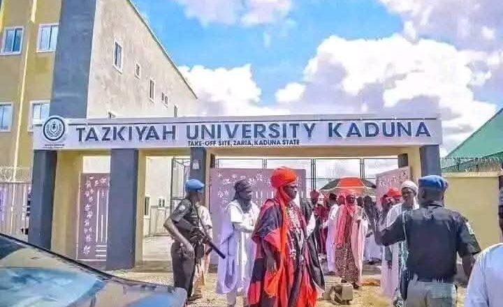 Gwamnatin Tarayya Ta Amince A Buɗe Jami’ar Mata Zalla Ta Farko A Nijeriya Mai Suna ‘Tazkiyah University’, Kaduna Wadda Farfesa Sheikh Maqary Ya Assasa