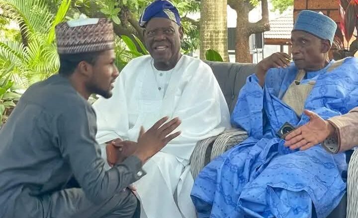 Buhari ba mutum bane irin mu, wani na musamman ne daga Allah ya zo da siffar mutane>>Inji Bisi Akande