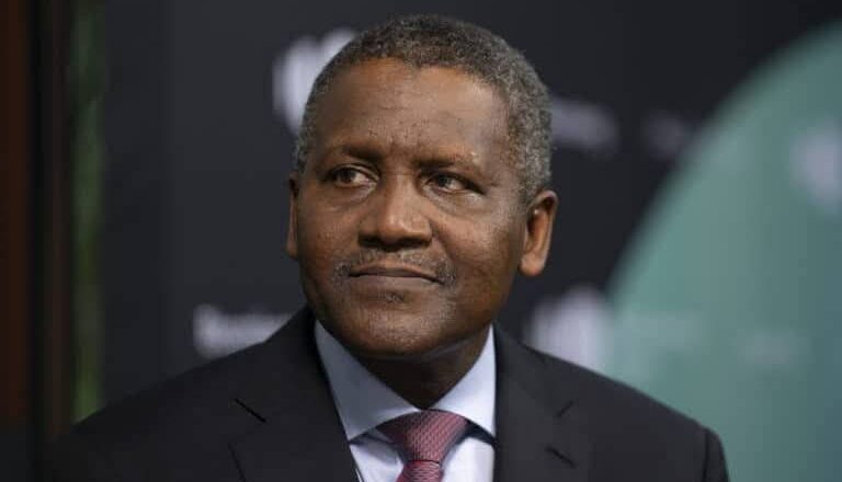 Dangote ya sake zuwa na daya a cikin bakaken fata na Duniya da suka fi kowane bakar fata kudi, Karanta sauran