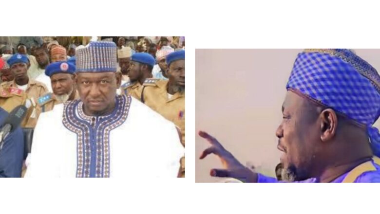 Kabir Gombe Kazami ne, Kuma kwanannan shi da Sheikh Bala Lau suka kwacewa marayu makaranta a Gombe, aikinsu kenan zalintar marayu, Sheikh Musa Salihu Alburham da Wani malamin Izalan Jos suka soki Shugabancin Izala na kasa