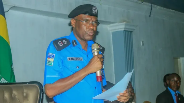 Yan sanda sun gargaɗi yara lanana masu tuƙa Adaidaita Sahu a Kano