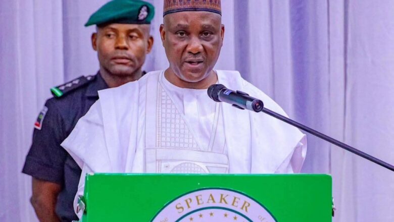 Ƙaruwar bashin da Najeriya ke ci abin damuwa ne – Shugaban majalisar wakilai