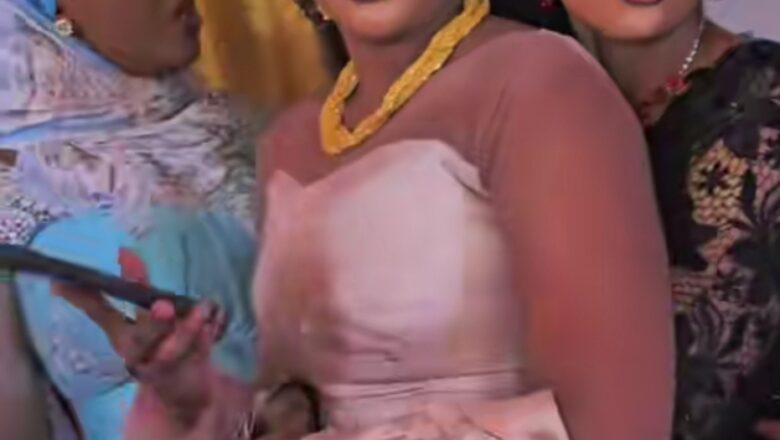 Bidiyon Taurarin fina-finan Hausa, Mata suna Rungwumar Juna sun dauki hankula