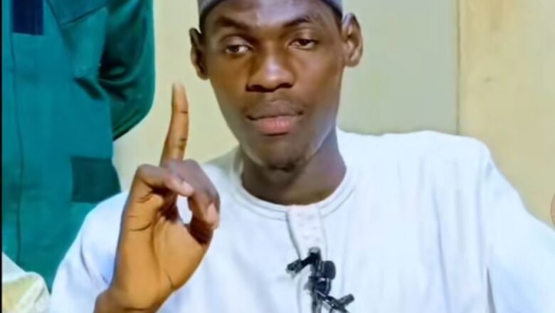 Bana nufin Annabi(Sallallahu Alaihi Wasallam) gajiyayye ne, inji Malam Abdulrahman Umar bayan da kalamansa na cewa idan An kira Annabi da neman biyan bukata baya ji suka jawo cece-kuce