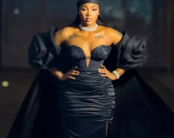 Ni Musulma ce, Na taso Gidan mu Babana Musulmi ne amma mamana Kiristace kuma na rika zuwa Coci sannan ina sallah amma daga baya na zabi Musulinci>>Inji Sultana ta BBNaija