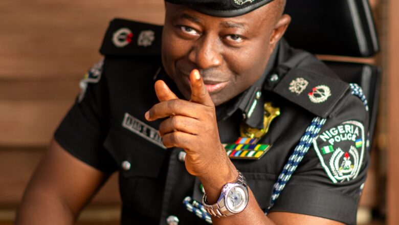 Baiwa jami’an mu kudi, cin hanci laifi ne, ku daina dauke musu hankali daga gudanar da aiki yanda ya kamata>>Hukumar ‘Yansandan Najeriya ta gargadi mutane