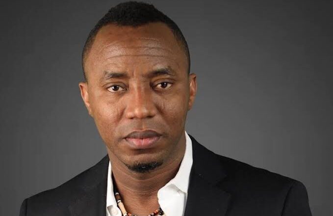Hukumar ‘yansandan farin kaya DSS ta bukaci kafar X ta goge shafin Sowore saboda zarginsa da batawa shugaban kasa, Bola Ahmad Tinubu suna